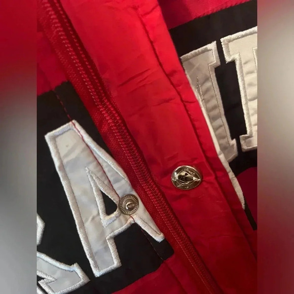 Red & Black “Pyramid “ Jacket - Picture 7 of 12